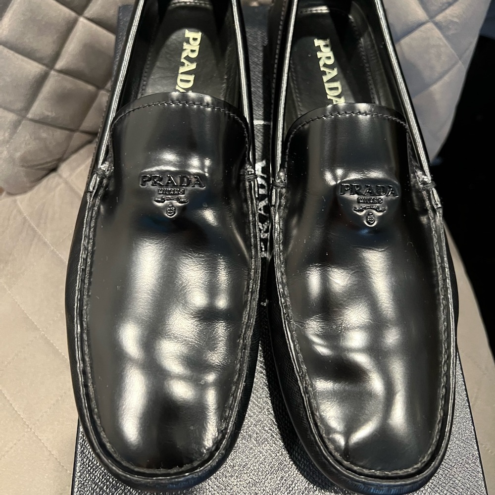 Prada leather saffiano loafers